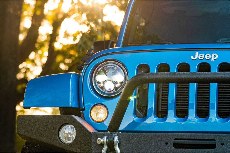 Jeep Wrangler (JK): Sealed7 Headlights | Morimoto LF516